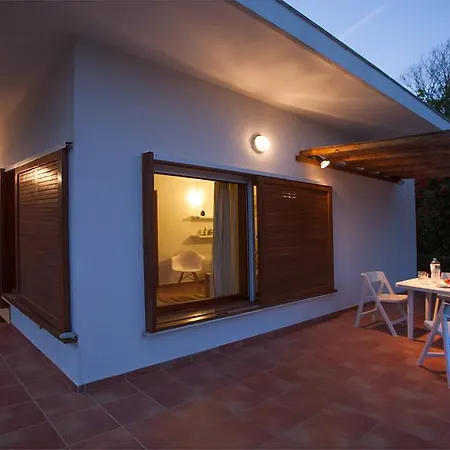 τhe Banana Tree House Holiday home *
